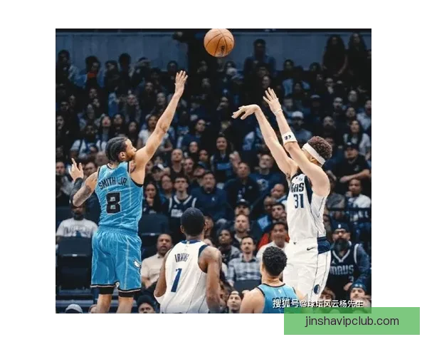 布朗：防守挡拆失误篮板被压制导致黄蜂获胜