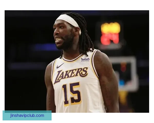 特雷-杨为新东家仅出战五场奇才宣布右股四头肌受伤暂未确定复出时间