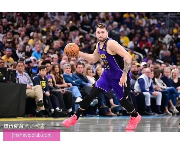 詹姆斯强势回应质疑成湖人第三巨头打破联盟格局